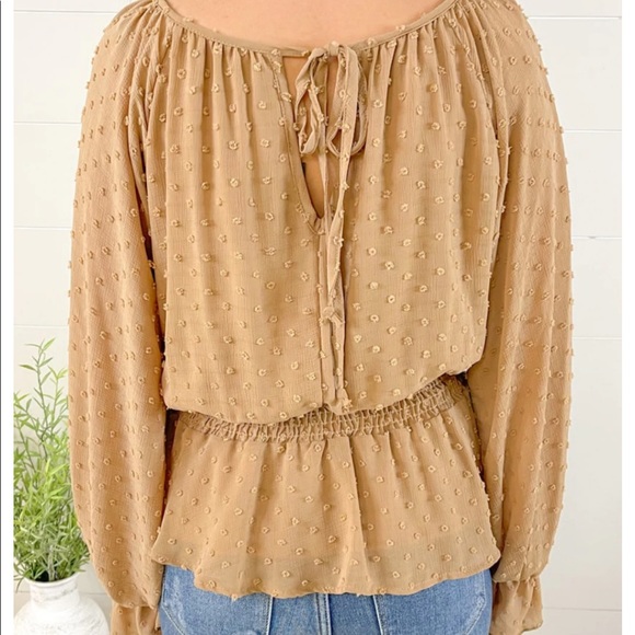 Peach Love womens top size medium - Picture 6 of 6